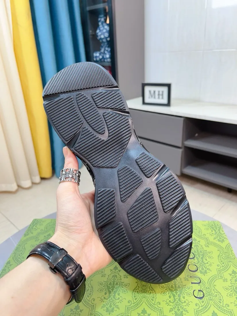 Men's shoes 💰560🌹🌹【GUCCI】pop-top casual sneakers with daddy outsole, breathable and comfortable, easy to walk, a versatile style for trendy men, upper with cowhide edged outsole design➕genuine leather lining➕Gucci's popular original outsole, sports and running style, super comfortable. Code number 38-44